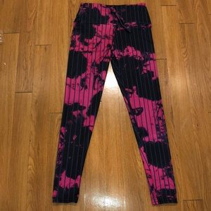 Barbells and beauties legging